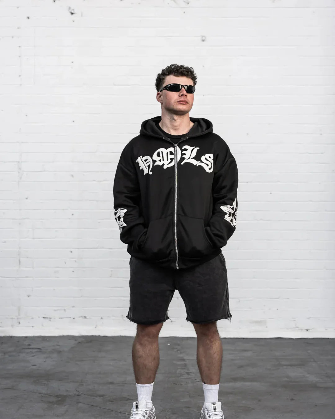 THE HELS ZIP UP